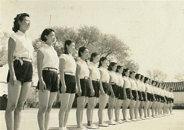 女性?xún)?nèi)衣，時(shí)尚舒適與健康的完美結(jié)合，女性?xún)?nèi)衣，時(shí)尚、舒適與健康的完美交融